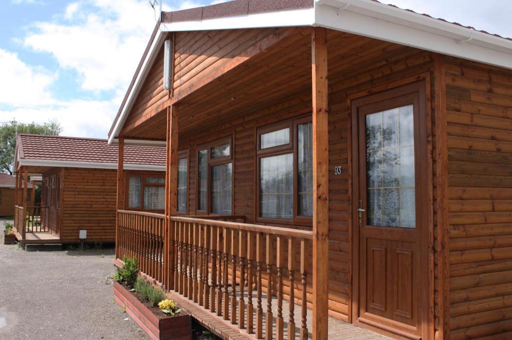 Warrens Village Motel And Self Catering Clevedon Room photo